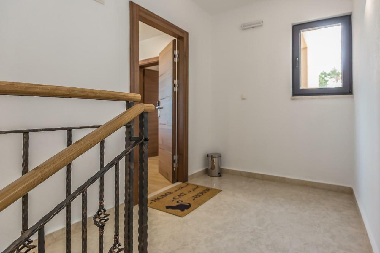 Apartmani Arapovic Baska Voda Luaran gambar