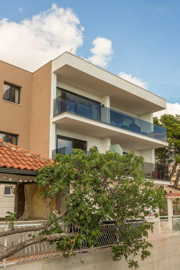 Apartmani Arapovic Baska Voda Luaran gambar