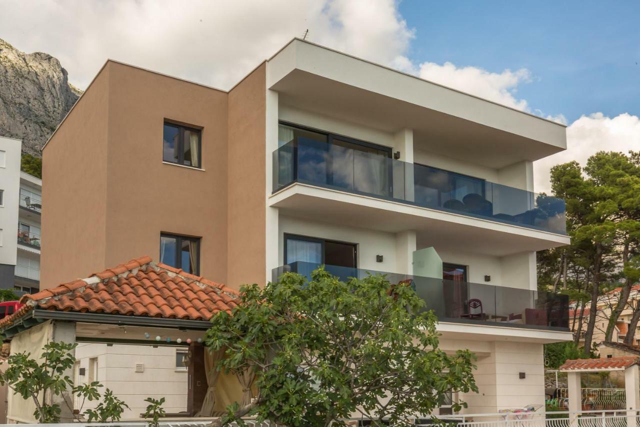 Apartmani Arapovic Baska Voda Luaran gambar